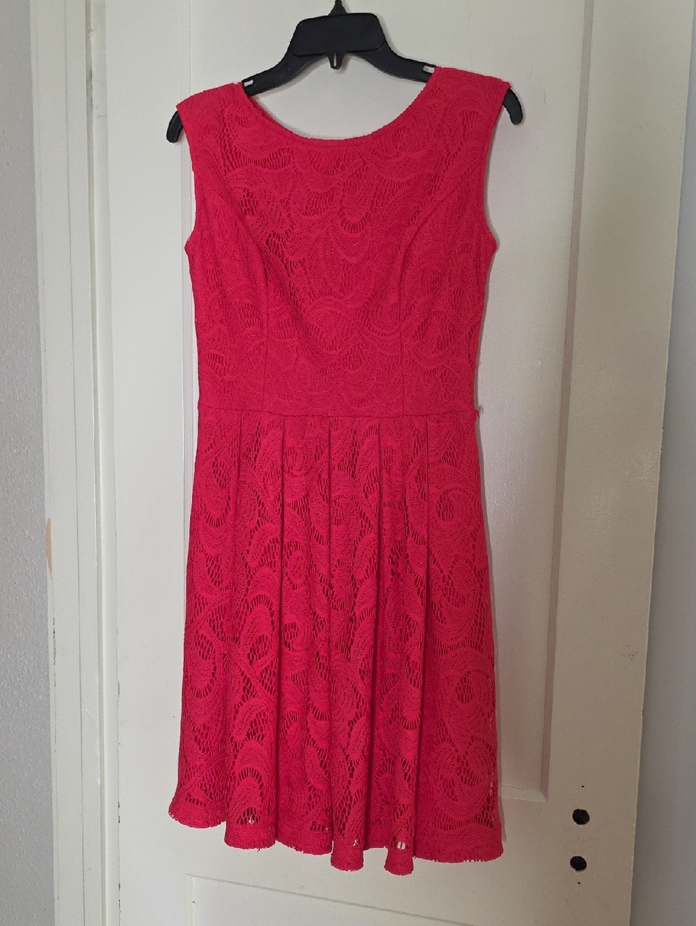 Women's Red Lace Fit-and-Flare Dress Size 4